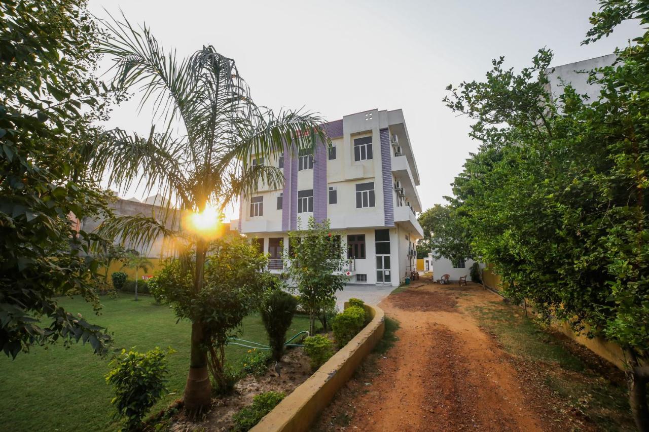 Hotel Tiger Regency Resort Sawai Madhopur Exteriör bild