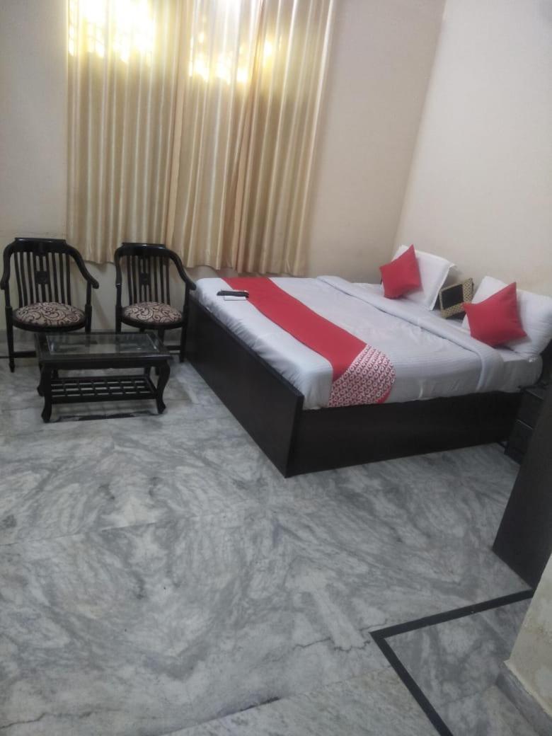 Hotel Tiger Regency Resort Sawai Madhopur Exteriör bild