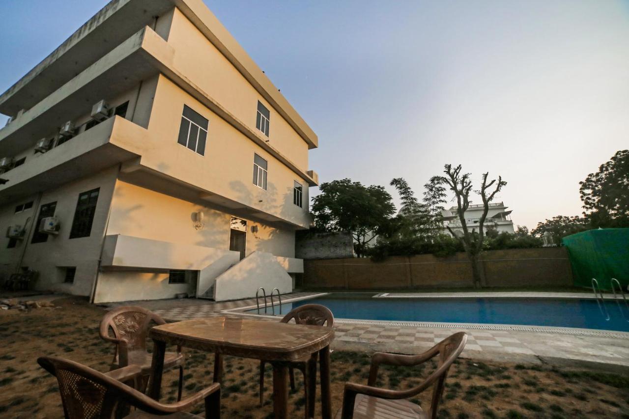 Hotel Tiger Regency Resort Sawai Madhopur Exteriör bild